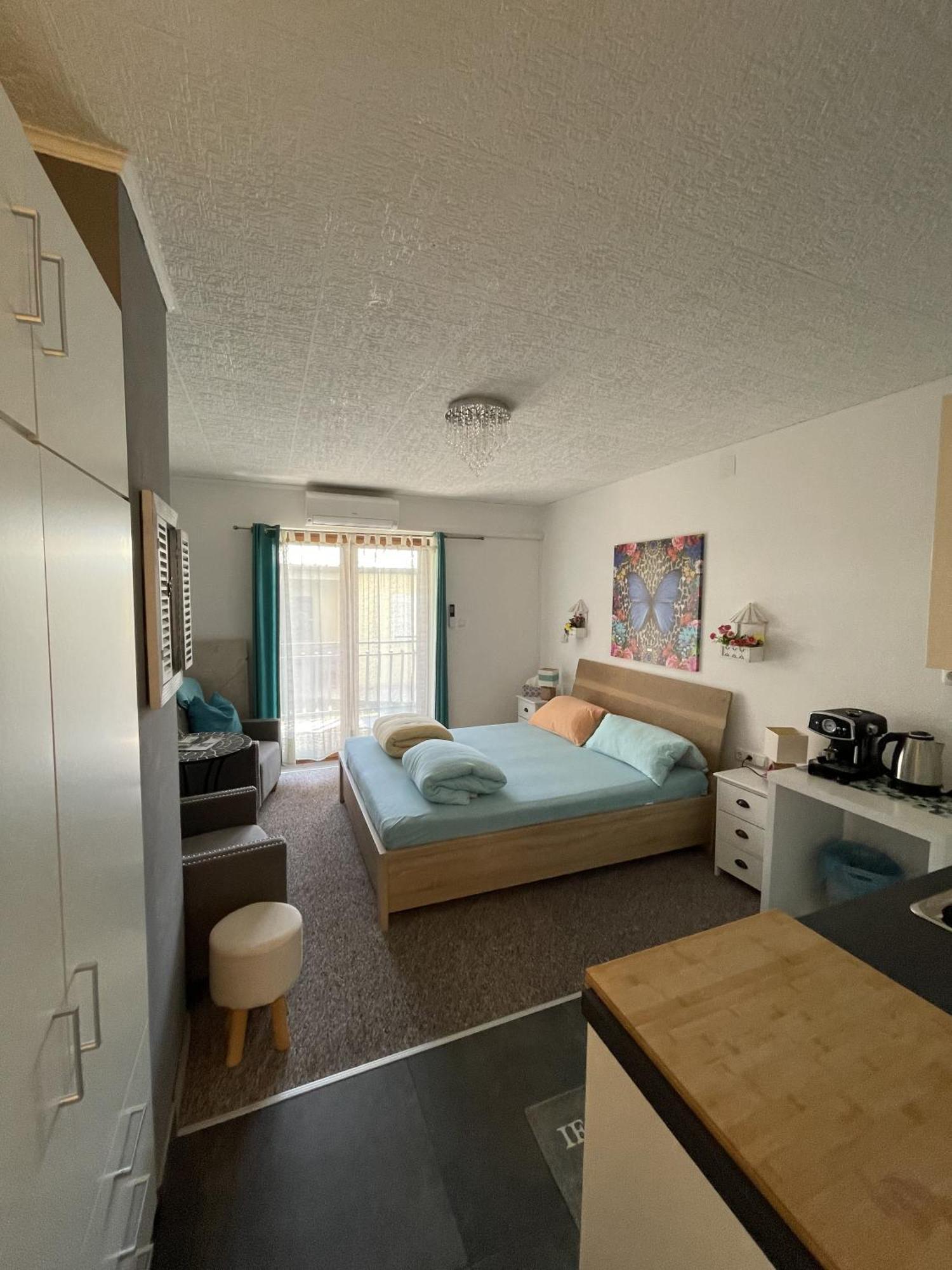 Apartments Krnjic ウマグ エクステリア 写真