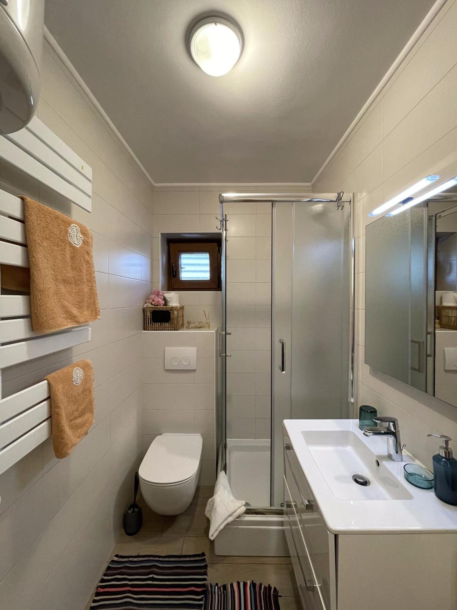 Apartments Krnjic ウマグ エクステリア 写真